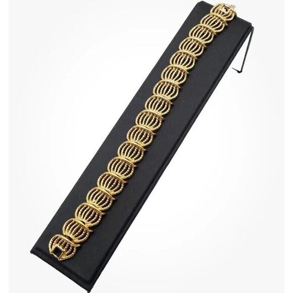 Vintage Napier Bracelet Goldtone Filigree Panel Ornate Elegant Rope Texture - Picture 7 of 10